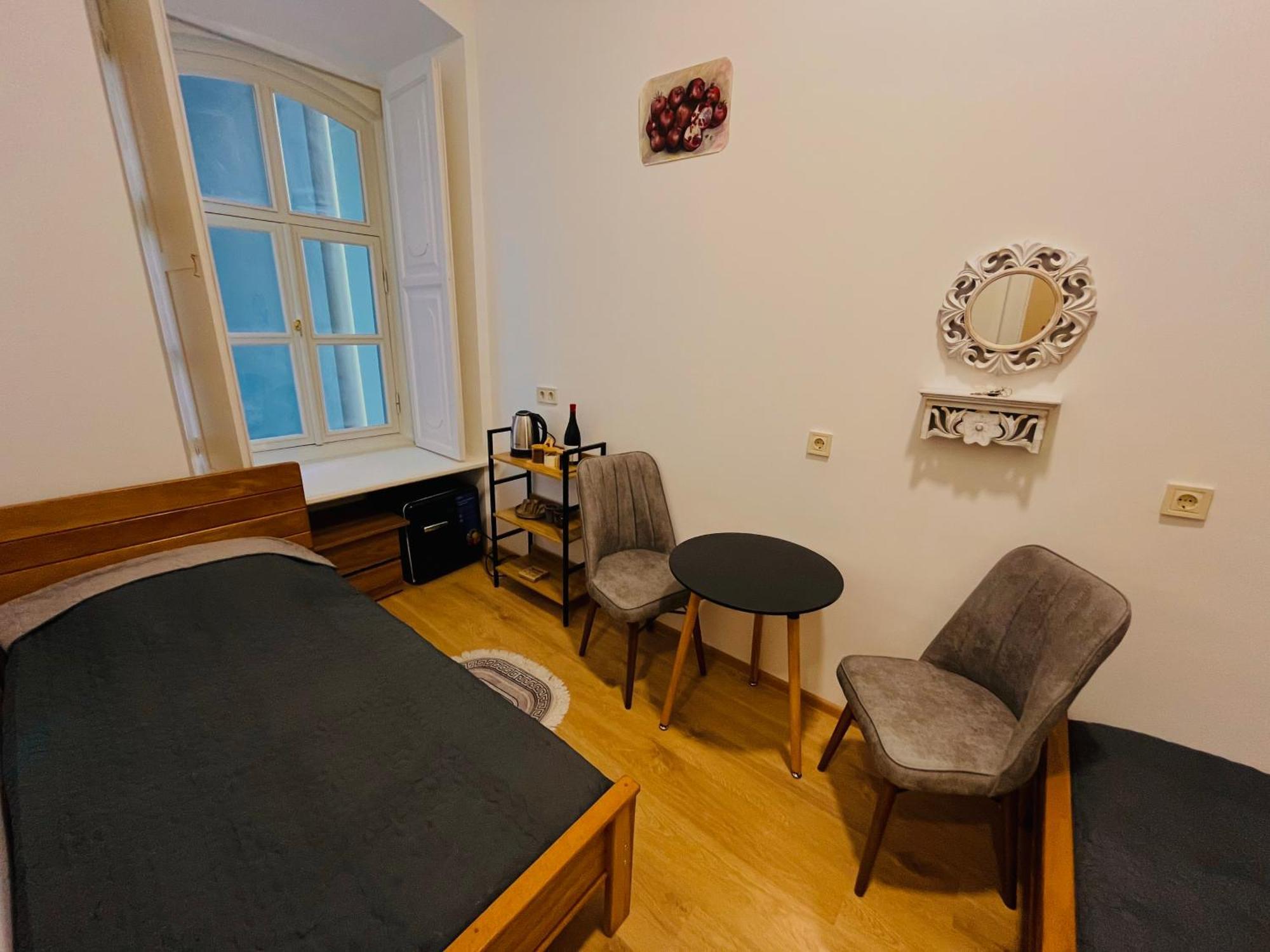 Salomes Guest Room Tbilisi Exterior foto
