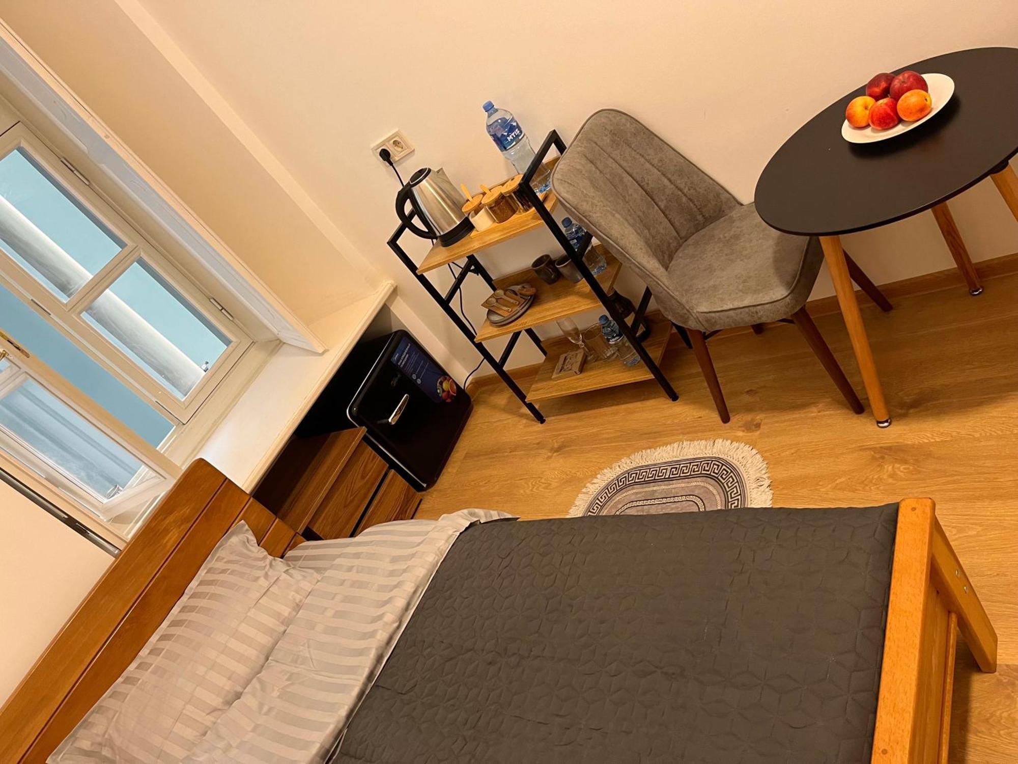 Salomes Guest Room Tbilisi Exterior foto
